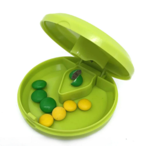 Portable Pill Cutter & Storage Case – Compact Tablet Splitter Box